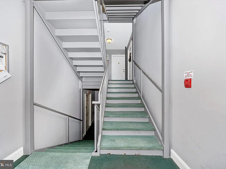 2112 Whitehall Rd #1C — Photo 46