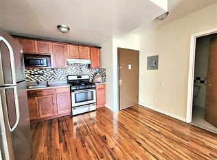 612 5th Ave #1A, Brooklyn, NY 11215