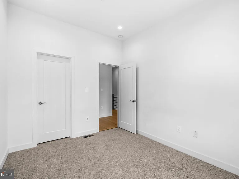 2532 Elvans Rd SE — Photo 41