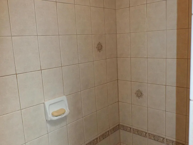2304 Buckingham Blvd — Photo 15