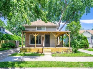 1041 E Breckenridge St, Ferndale, MI 48220