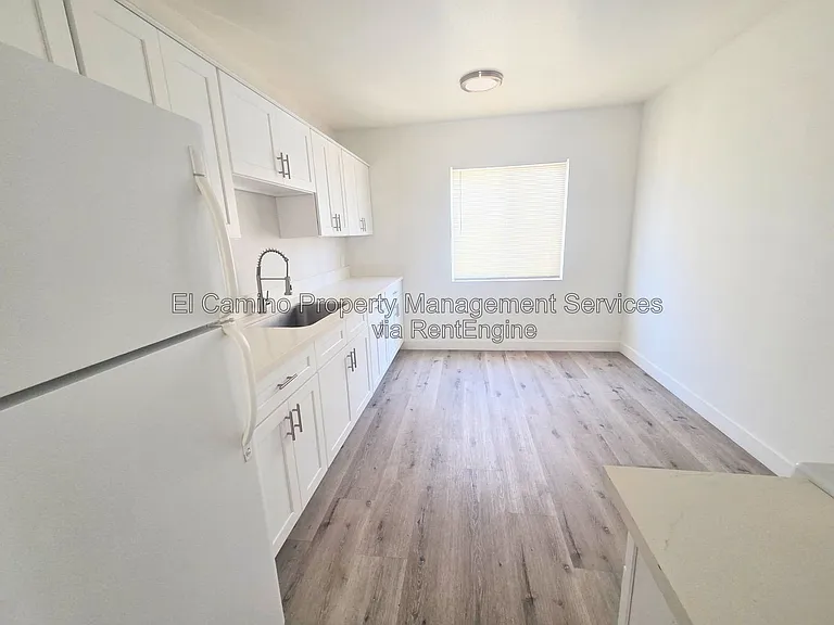 7722 Walker Ave #B — Photo 8