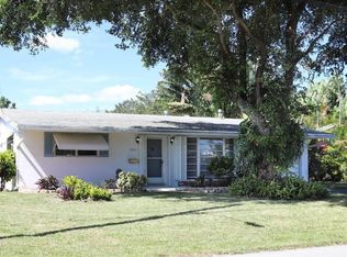 3824 E Shore Rd, Miramar, FL 33023
