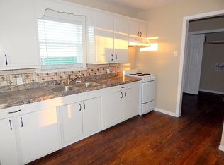 403 S Market St, Brenham, TX 77833