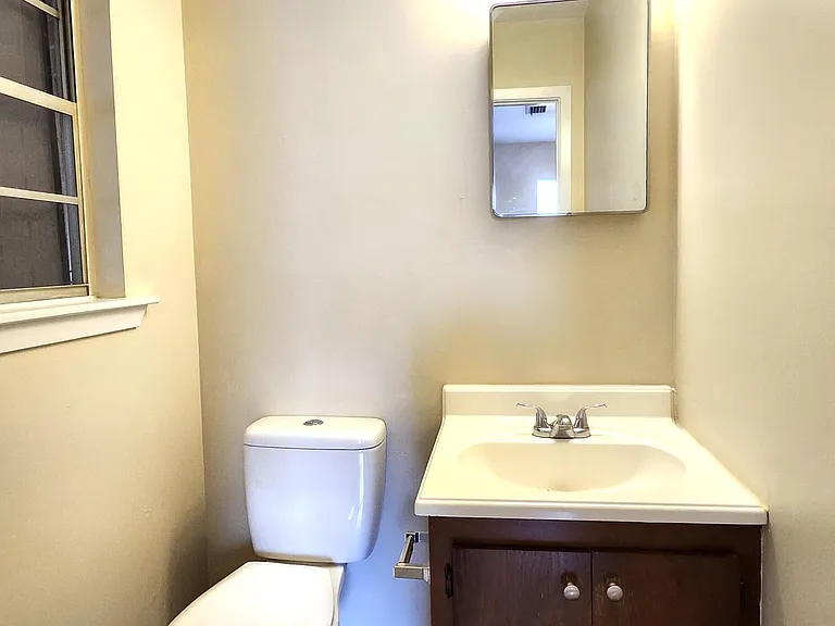 212 Maple Dr — Photo 12