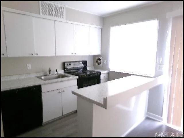 101 Ellis Dr #G — Photo 6