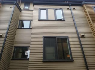 2807 NW 56th St, Seattle, WA 98107