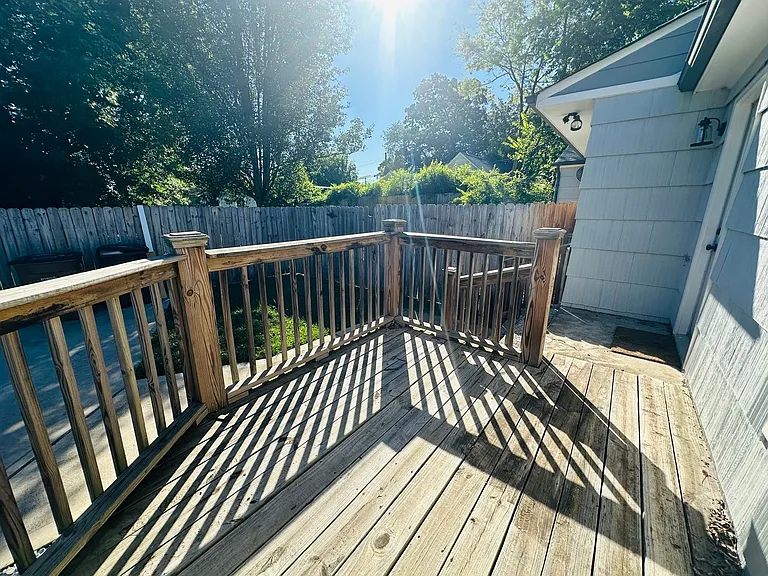 602 W Glenwood Ave — Photo 16