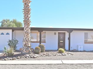 140 E Los Mangos, Green Valley, AZ 85614