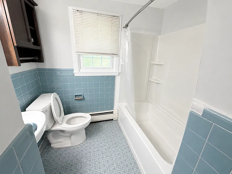 82 Adams St — Photo 8
