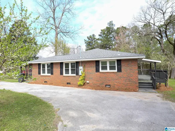 2075 14th St, Calera, AL 35040