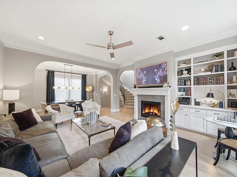 1707 Welch St — Photo 11