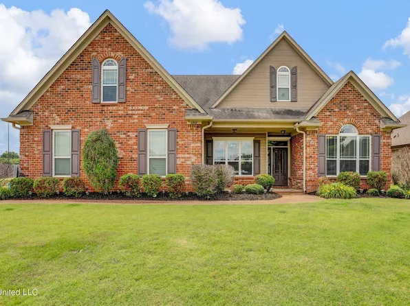 6911 Hawks Crossing Dr W, Olive Branch, MS 38654