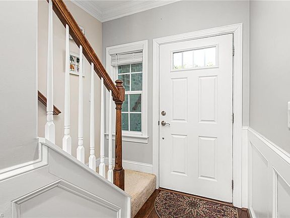 5th image of 203 Zurich Ct