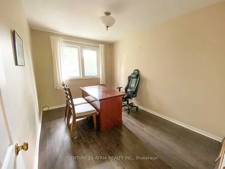 11 Danville Dr — Photo 9