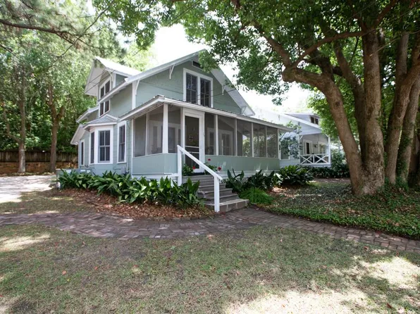 19 Fels Ave, Fairhope, AL 36532