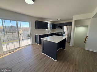 55 Fuzzy Tail Dr, Ranson, WV 25438