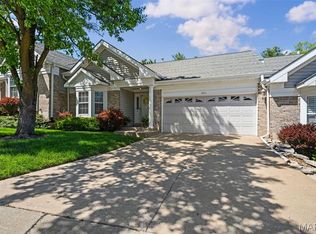 2411 S Lakeridge Ct UNIT 17, Lake Saint Louis, MO 63367