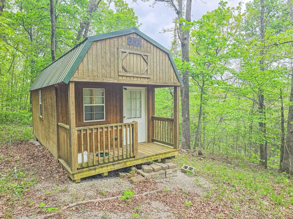 000 Plymouth Rock Road, Edwards, MO 65326