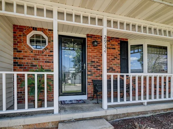 2934 Muir Field Rd, Madison, WI 53719