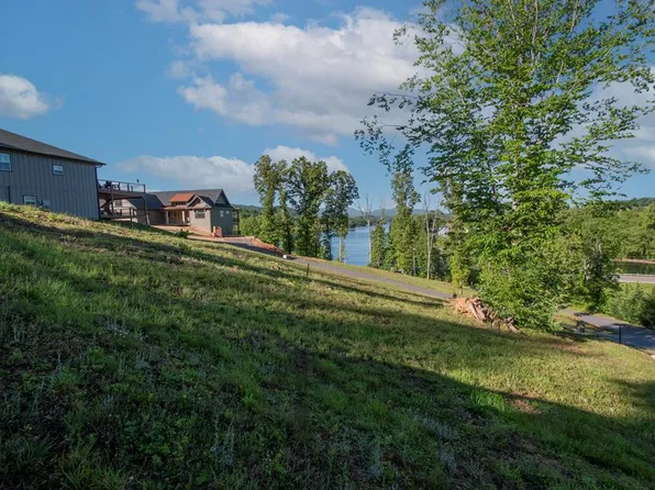 0 Mountain Breezes Dr Lot 4, Hayesville, NC 28904