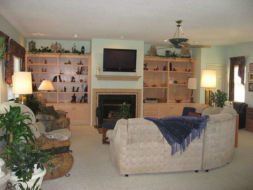 2nd image of 143 Waddell Rd