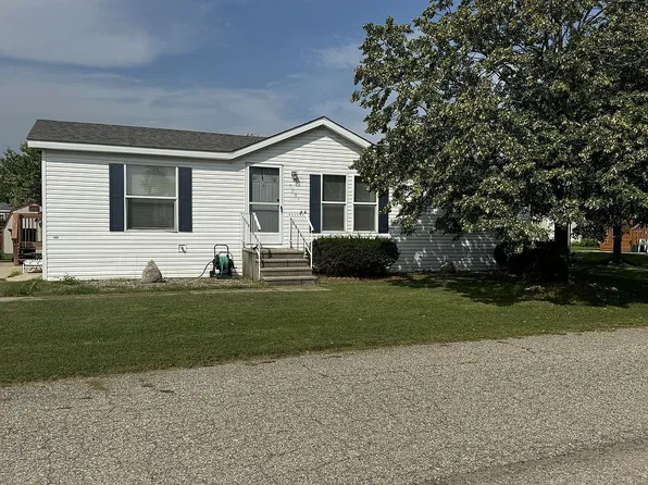 7261 Hackney Dr SE, Caledonia, MI 49316