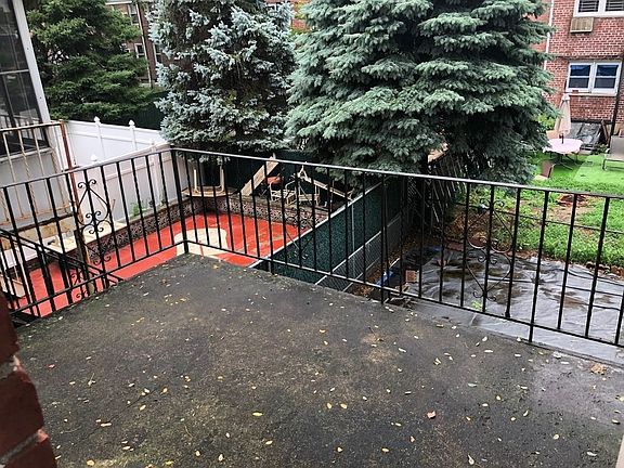 3rd image of 2075 E 57th St #B