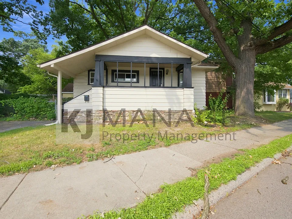 2535 Gainsboro St