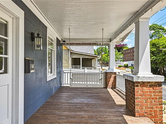 5th image of 523 W 1st St
