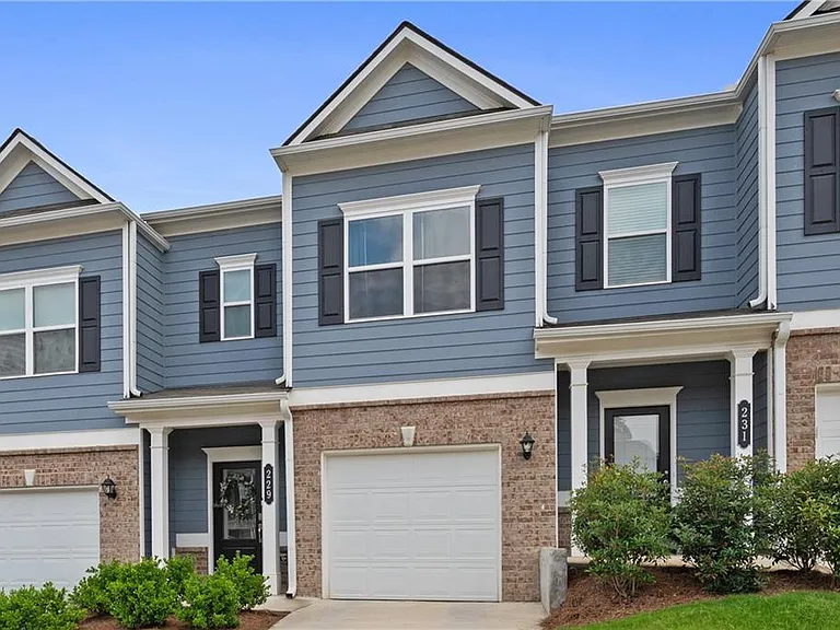 229 Dupont Dr — Photo 1