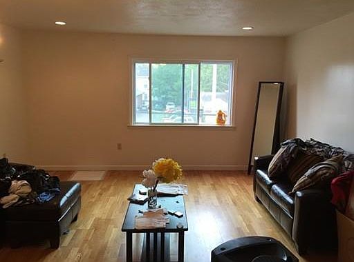 2nd image of 569 Washington St APT 205
