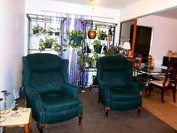 2nd image of 1740 Meyers Pl
