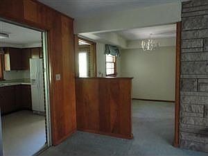 3rd image of 48 Spartan Dr