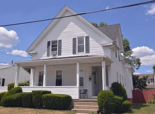 31 Manhattan St, Providence, RI 02904