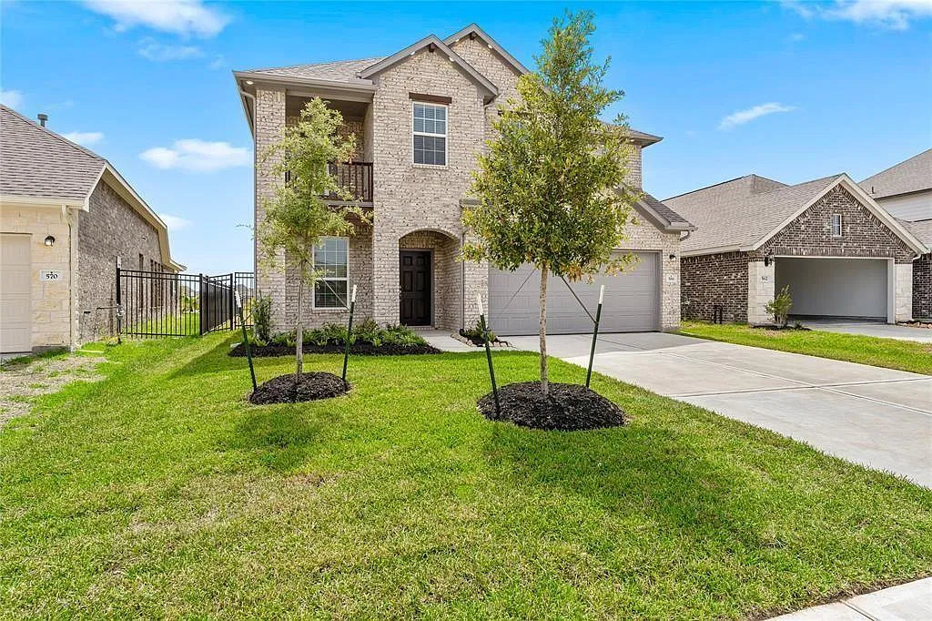 5 bed, 3.5 bath, 1990 sqft, $3,800 — Photo 4