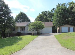 230 Barn Circle Rd, Big Rock, TN 37023