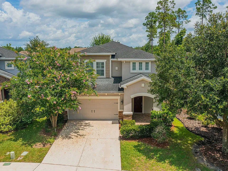 50 Eagles Nest Ln