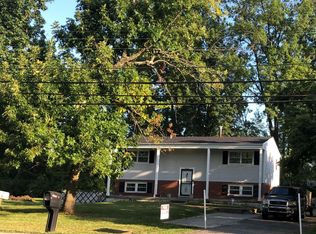 5212 E Indian Trl, Louisville, KY 40218