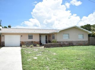 2143 NE 15th Dr, Jensen Beach, FL 34957