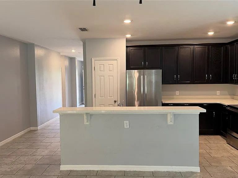 2462 Addison Creek Dr — Photo 11