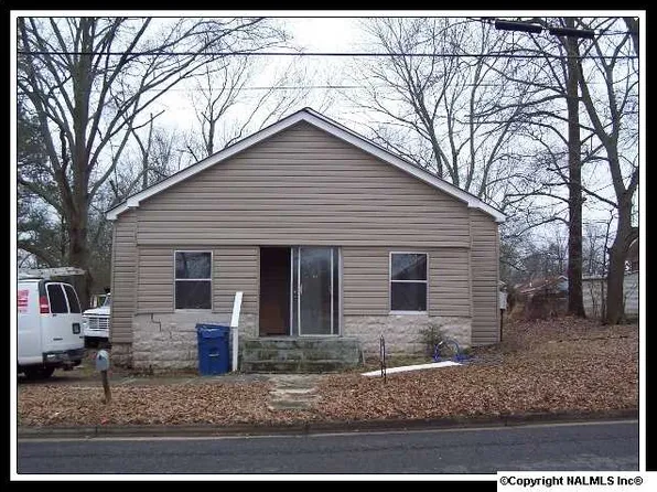 505 Sparks Ave, Boaz, AL 35957