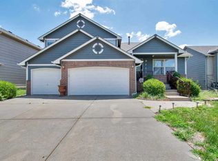 9113 E Creed St, Wichita, KS 67210