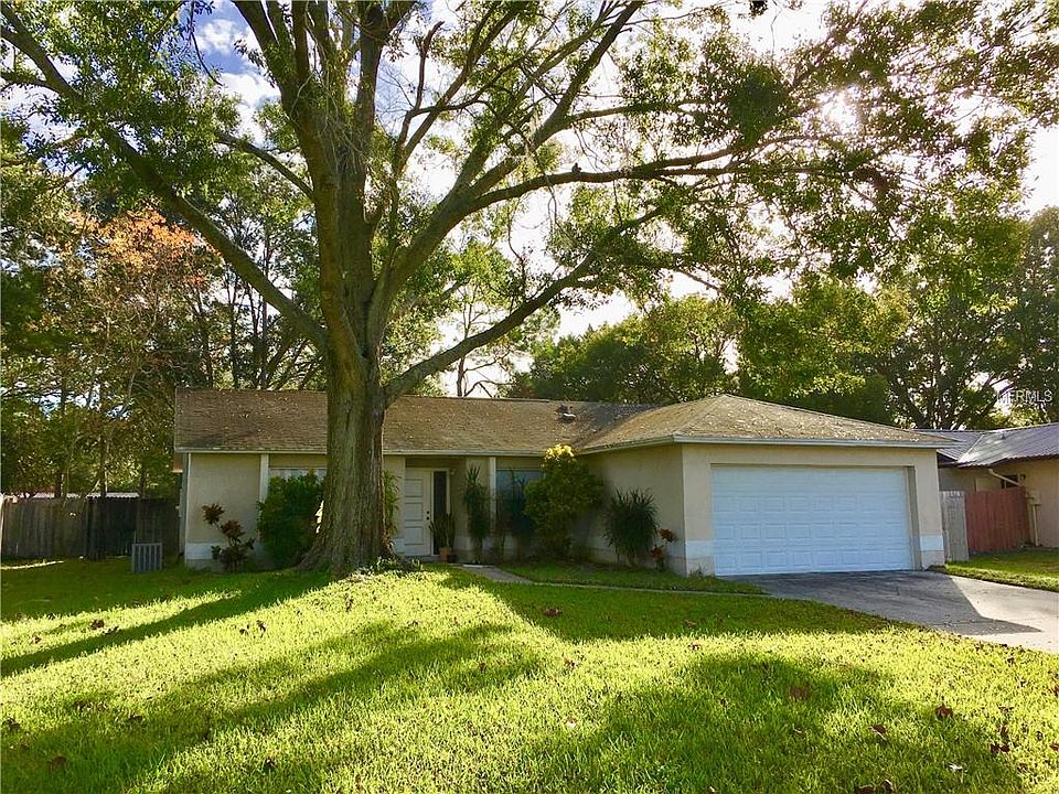 1st image of 119 Wax Myrtle Dr