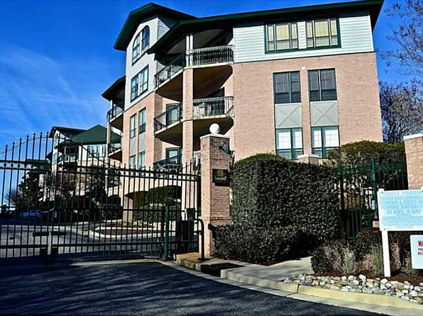 3236 Page Ave #101, Virginia Beach, VA 23451