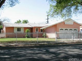 2883 W 6th St, Rialto, CA 92376