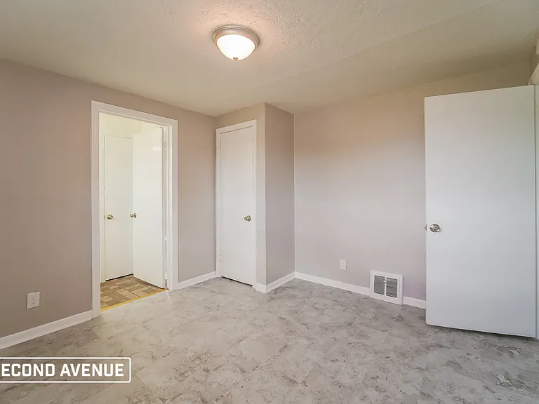 2210 Guffey Rd — Photo 12