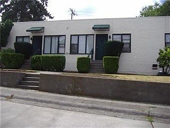 1st image of 415 11th St #4