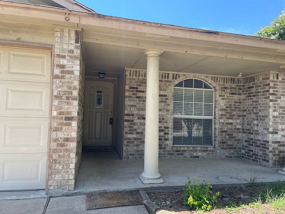 1st image of 3406 Bugle Dr