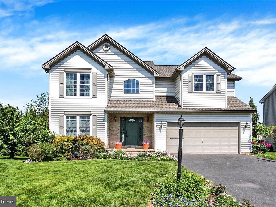 1st image of 1451 Wheatfield Dr